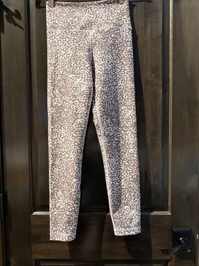 Balance Collection Taupe & White Speckled Leggings